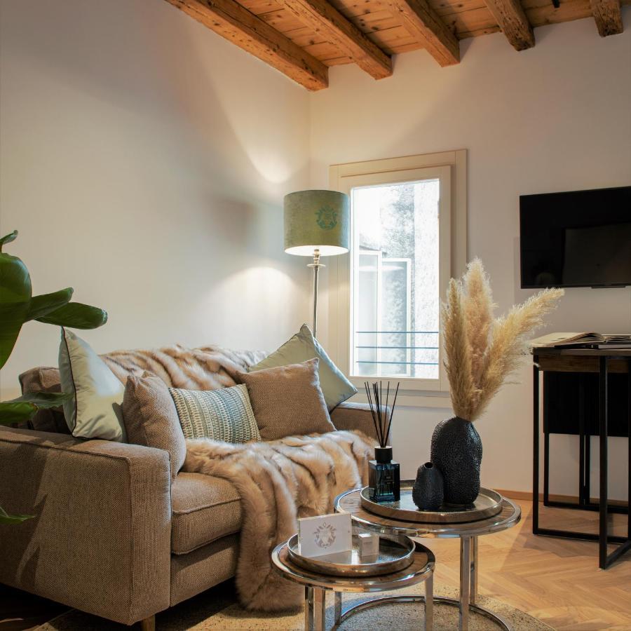Elegance Room - Aparta & Suite - Automatized Apartment Bassano del Grappa Eksteriør bilde