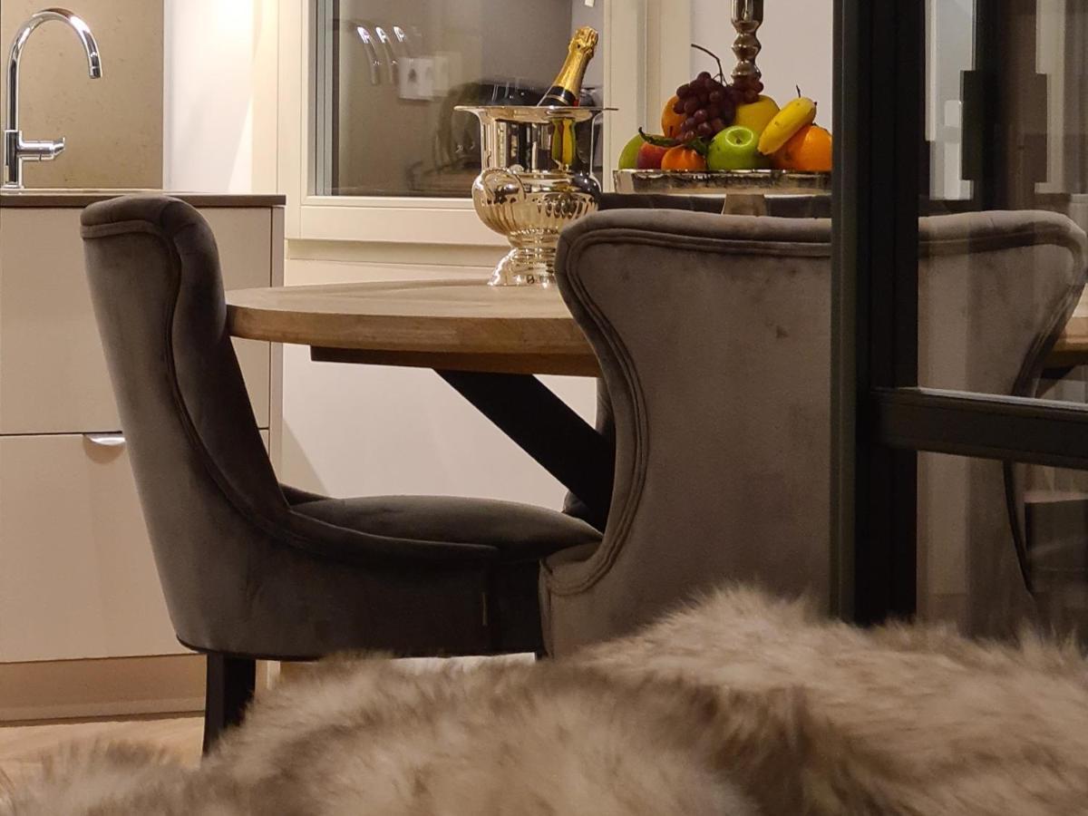 Elegance Room - Aparta & Suite - Automatized Apartment Bassano del Grappa Eksteriør bilde